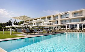 Vision Hotel